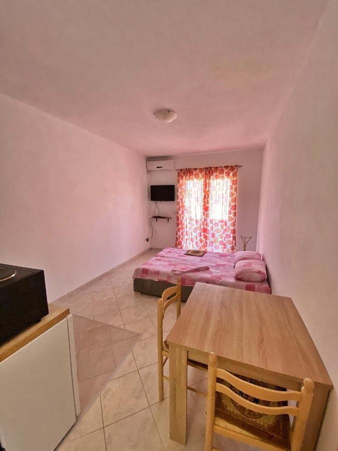 Rajovic Apartments Тиват Экстерьер фото