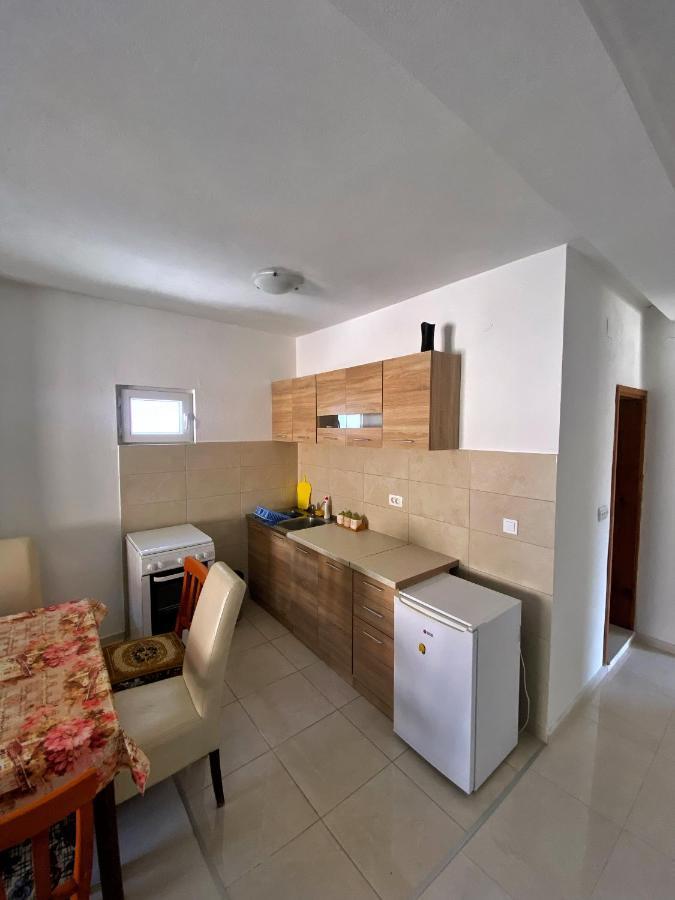 Rajovic Apartments Тиват Экстерьер фото